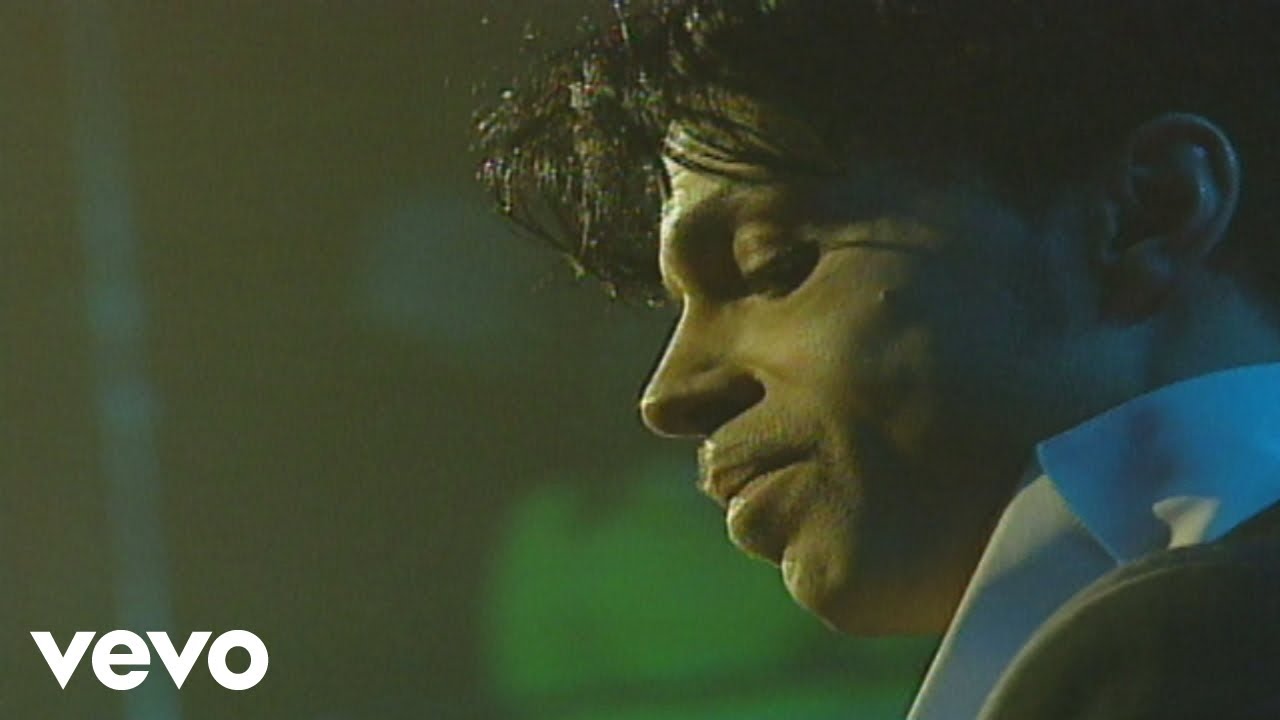 Prince – Sometimes It Snows In April (Live At Webster Hall – April 20, 2004)